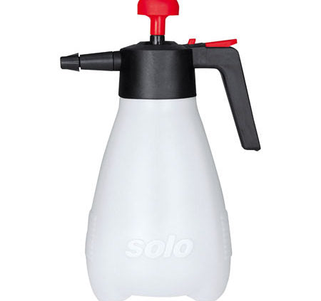 Solo 2 Gallon One-Hand Sprayer 404